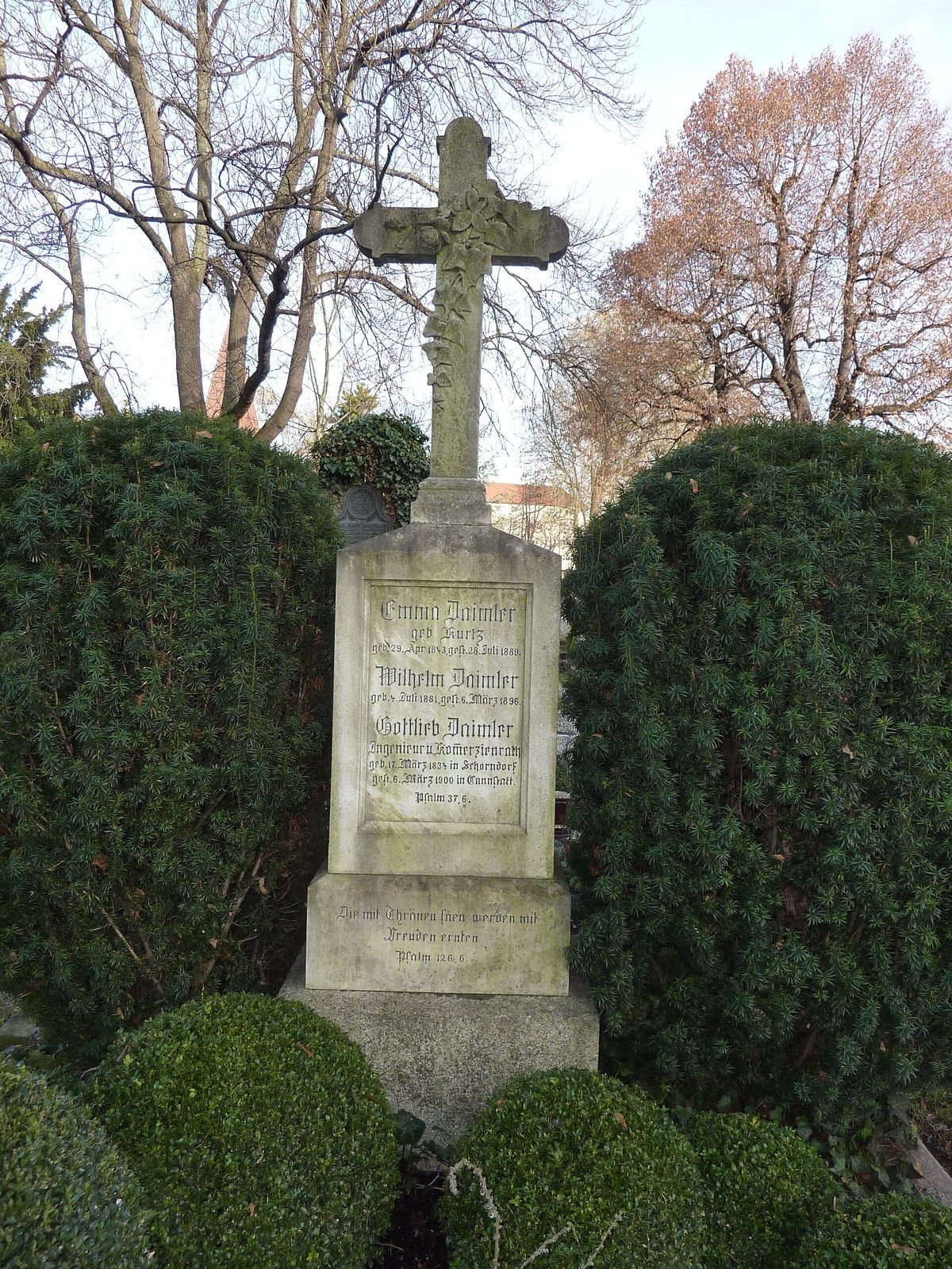 Grabstätte von Gottlieb Daimler – Uff-Kirchhof